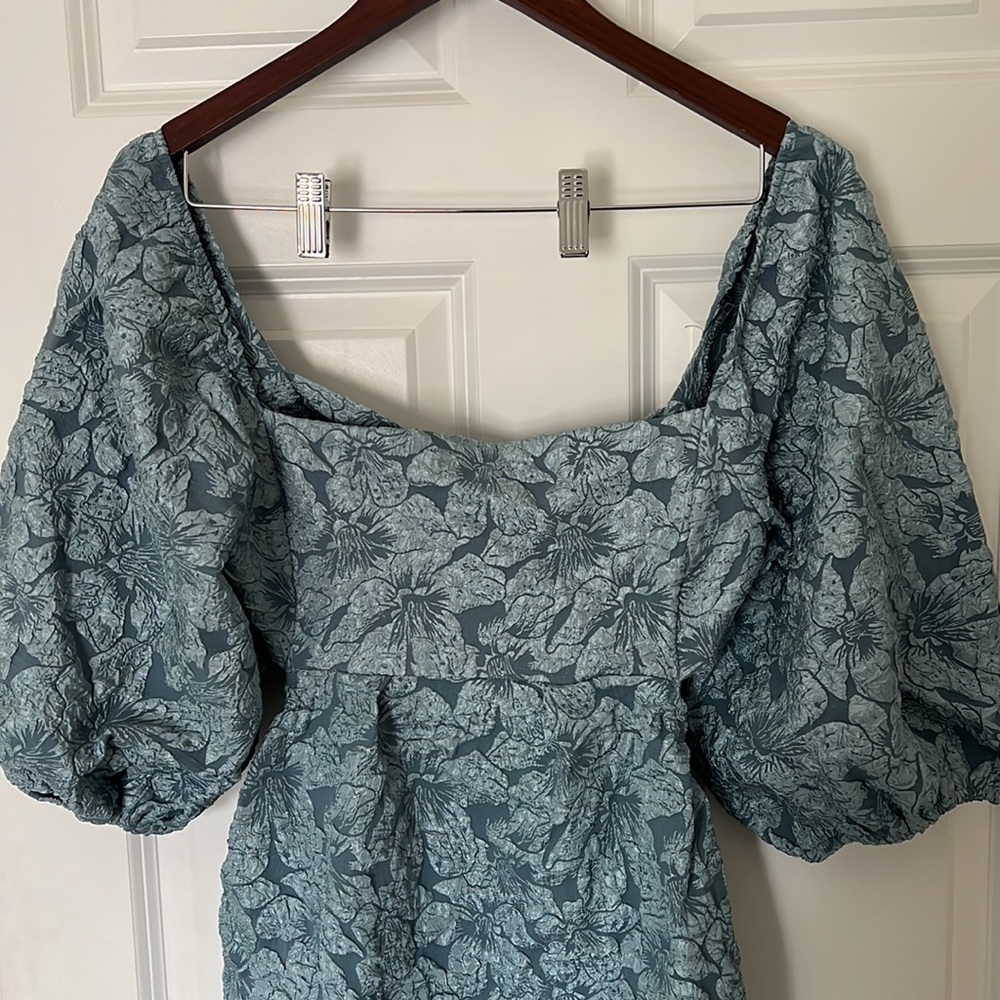 Dusty Blue puff sleeve floral dress